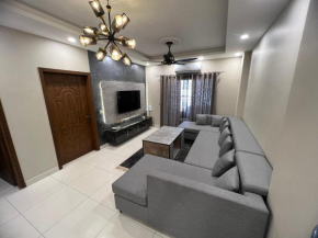 Deluxe Three bedroom apartment with Terrace